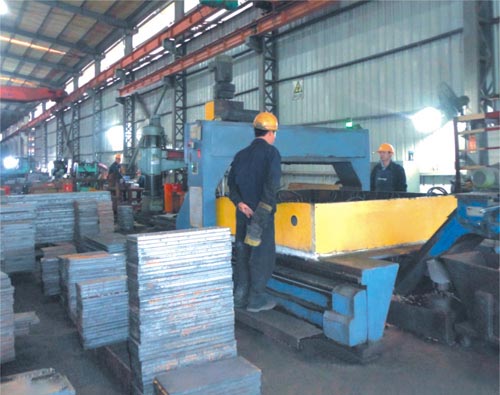 The end plate punching production